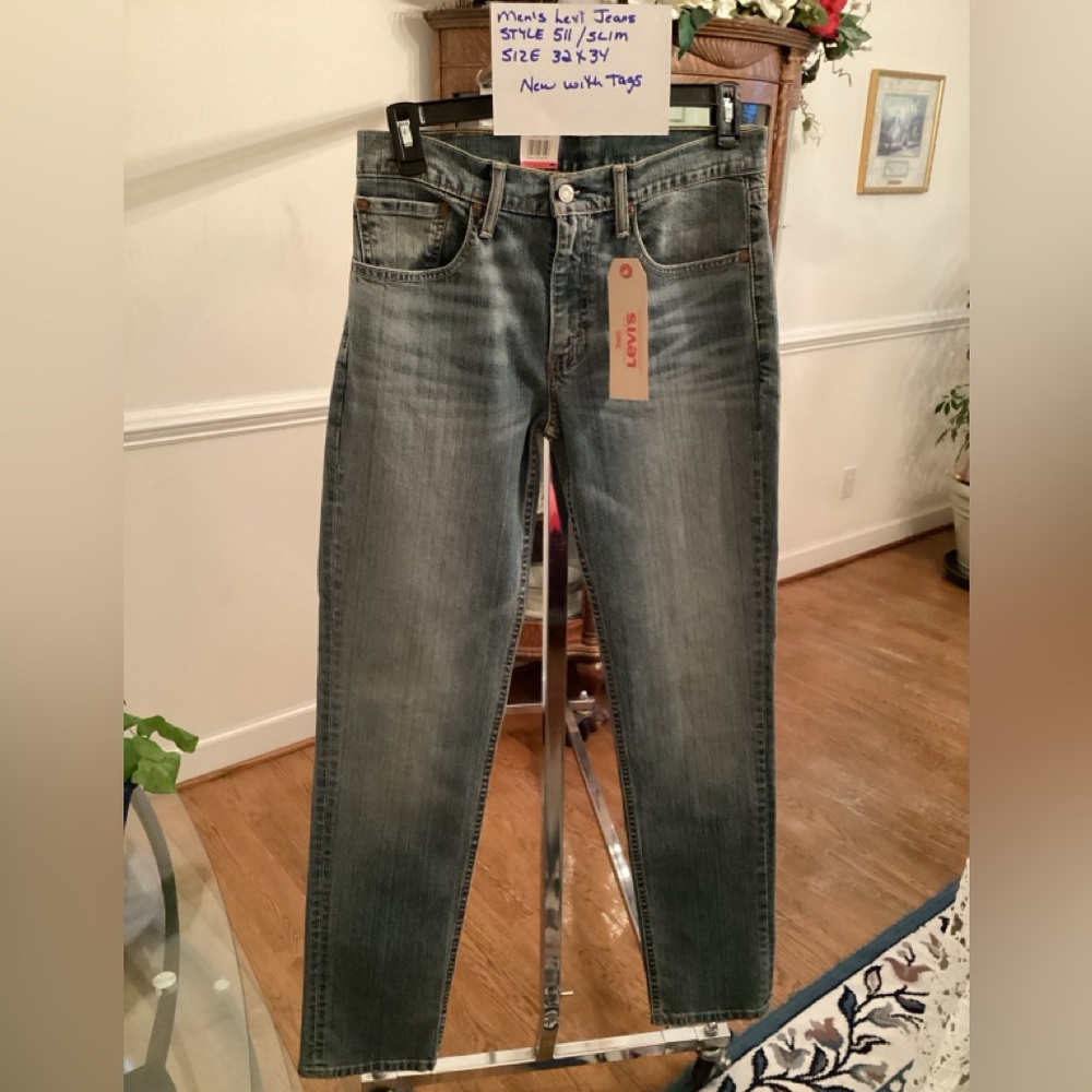 MEN’S LEVIS JEANS STYLE 511/SLIM. NEW WITH TAGS